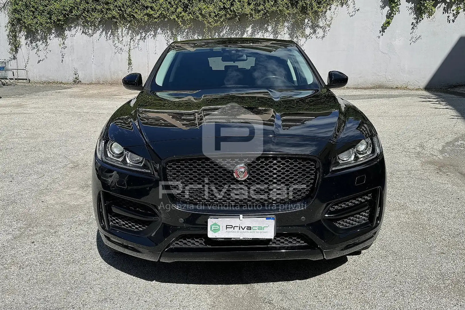 Jaguar F-Pace F-Pace 2.0 D 180 CV AWD aut. R-Sport Černá - 2