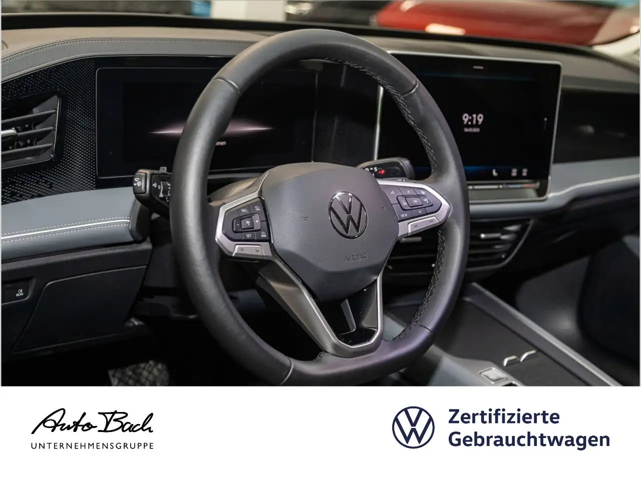 Volkswagen Passat Variant 2.0 TDI "Business" DSG Navi LED D 9