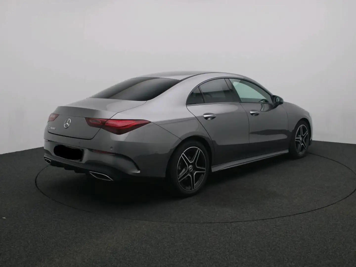 Mercedes-Benz CLA 180 Star Edition + AMG + NIGHTPAKKET + PTS + CAMERA + Šedá - 2