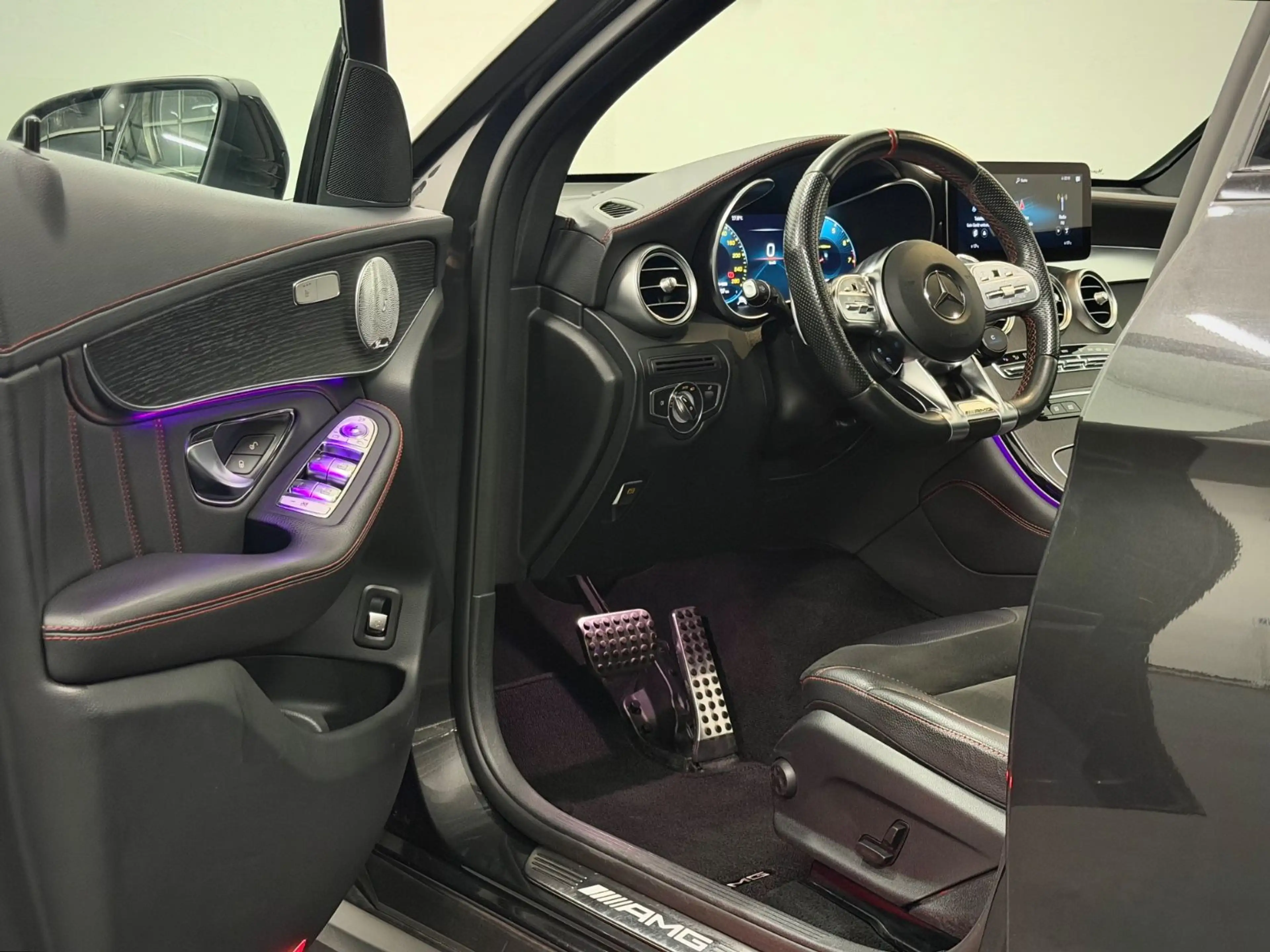 Mercedes-Benz GLC 43 AMG DRIVERS PACKAGE 4MATIC/PANO/VIRTUAL — photo 14
