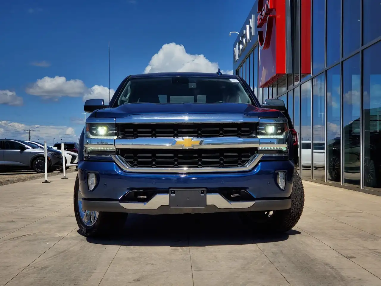 Chevrolet Silverado 1500 photo Chevrolet Silverado 1500