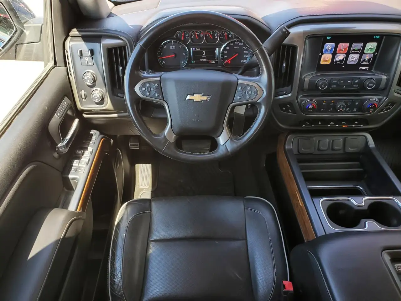Chevrolet Silverado 1500 photo Chevrolet Silverado 1500
