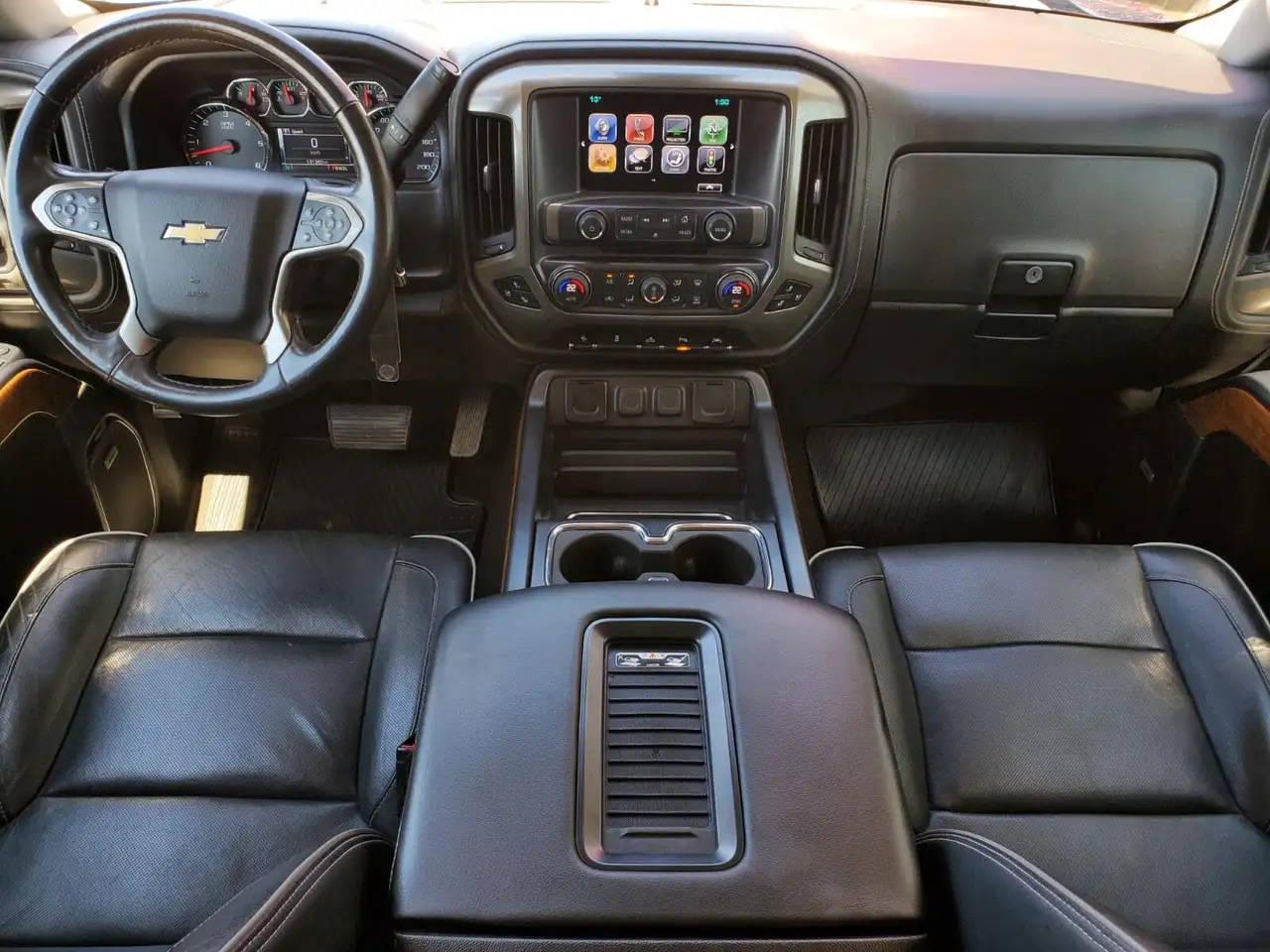 Chevrolet Silverado 1500 photo Chevrolet Silverado 1500