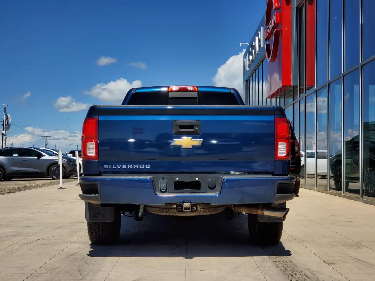 Chevrolet Silverado 1500 photo Chevrolet Silverado 1500