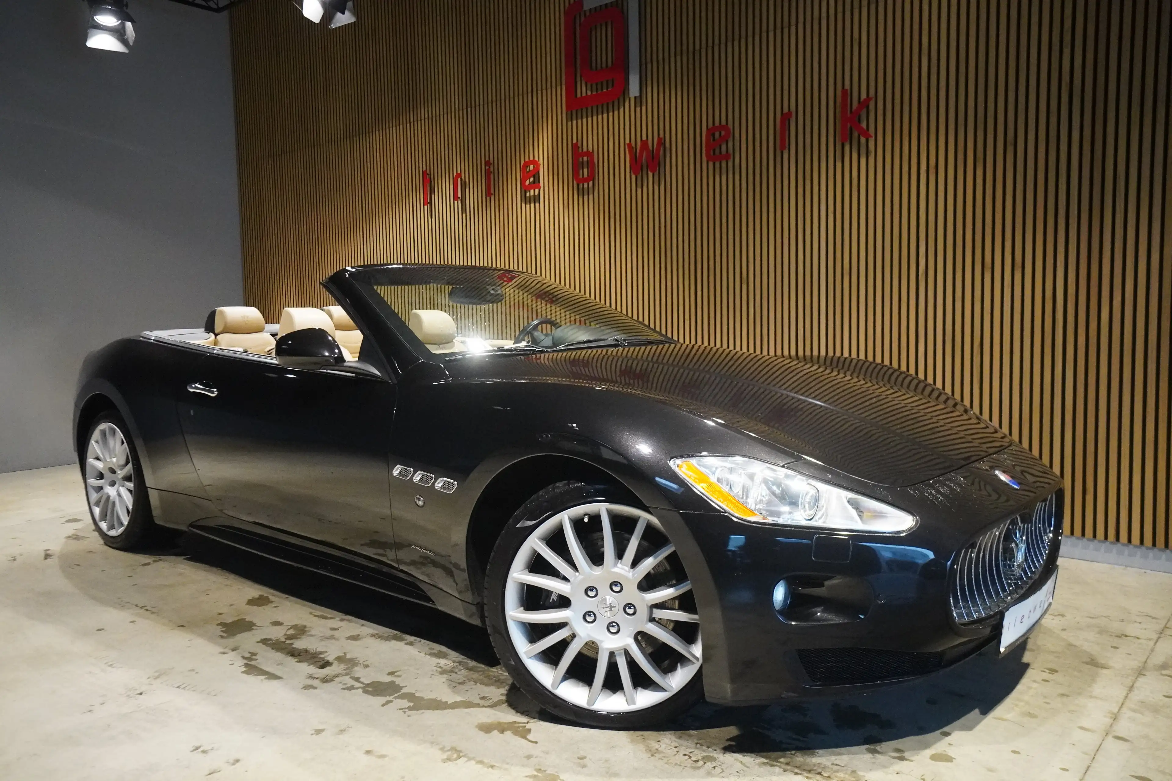 Maserati GranCabrio GranCabrio Sport — photo 2