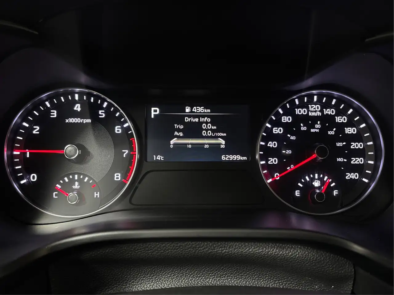 Kia Forte снимка Kia Forte
