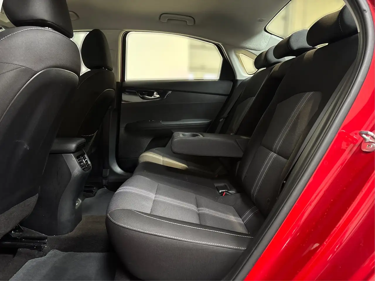 Kia Forte снимка Kia Forte