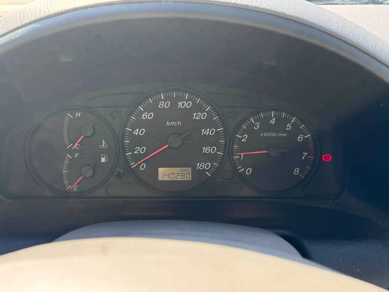 Mazda Demio 1.4, foto 10
