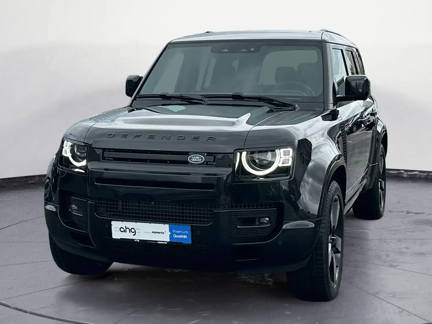 Land Rover Defender 110 D300 X-Dynamic SE AHK, 20' Gloss Bl Schwarz - 1