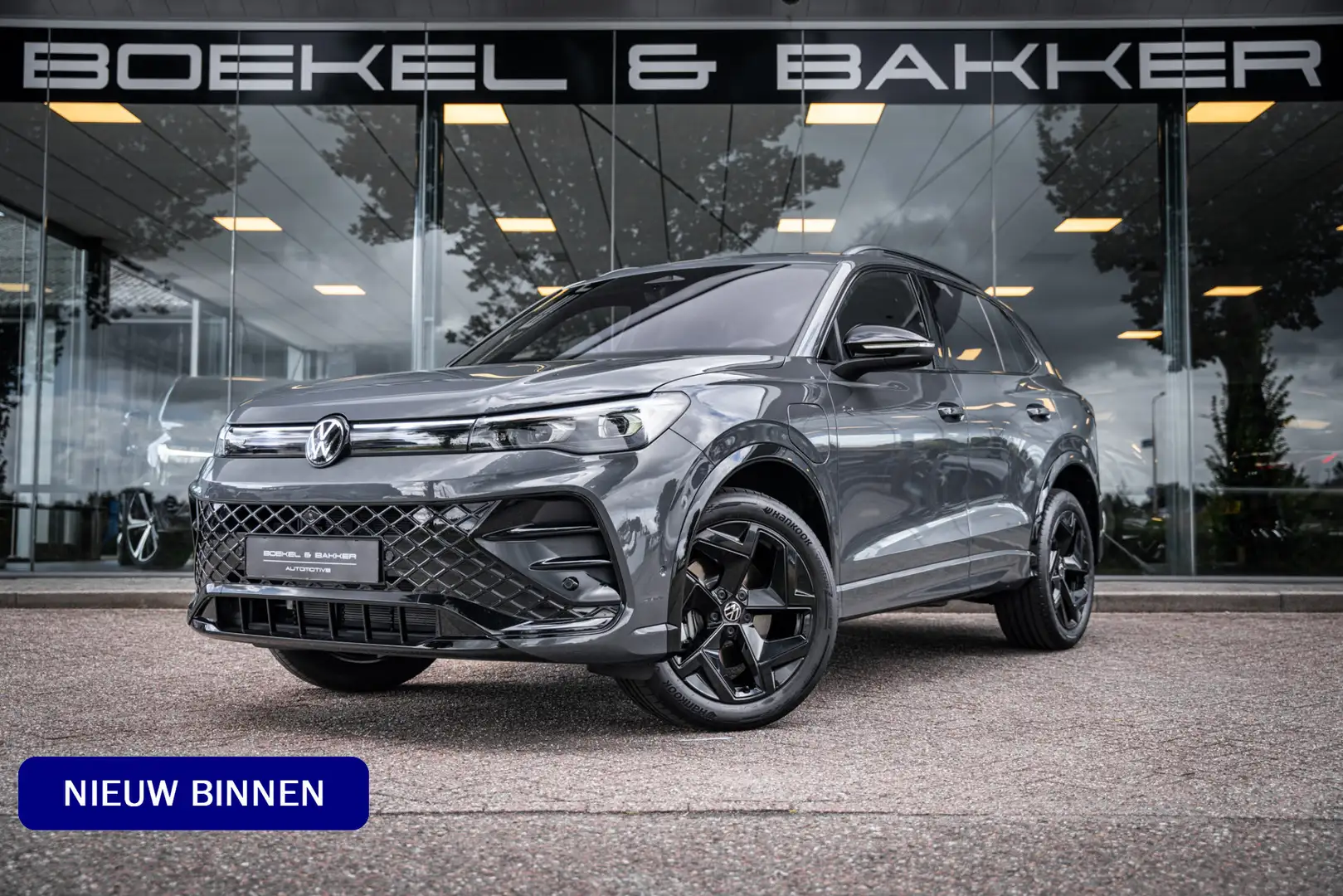 Volkswagen Tiguan 1.5 eHybrid R-Line Edition ** HUD ** Trekhaak ** 3 Grijs - 1