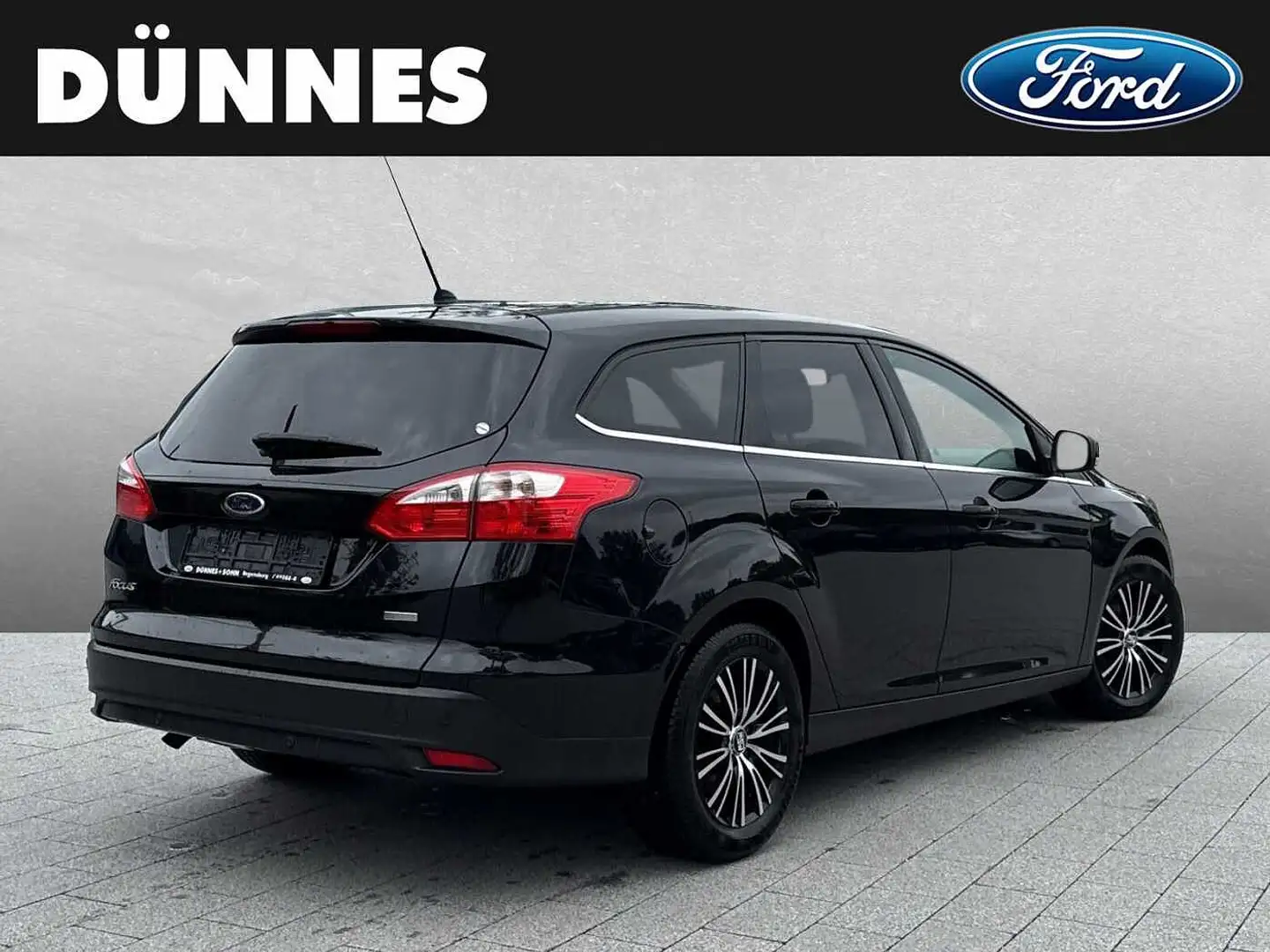 Ford Focus Turnier 1.0 EcoBoost Titanium Schwarz - 2