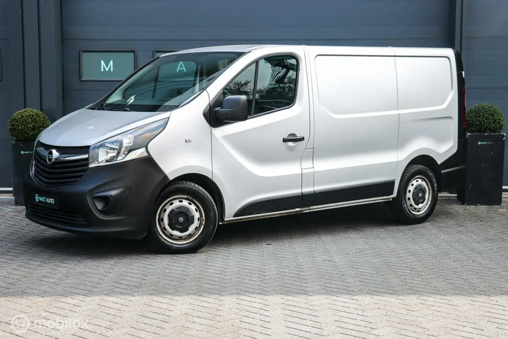 Opel Vivaro bestel 1.6 CDTI L1H1 Sport|Trekhaak|Airco|Cruiseco Zilver - 1