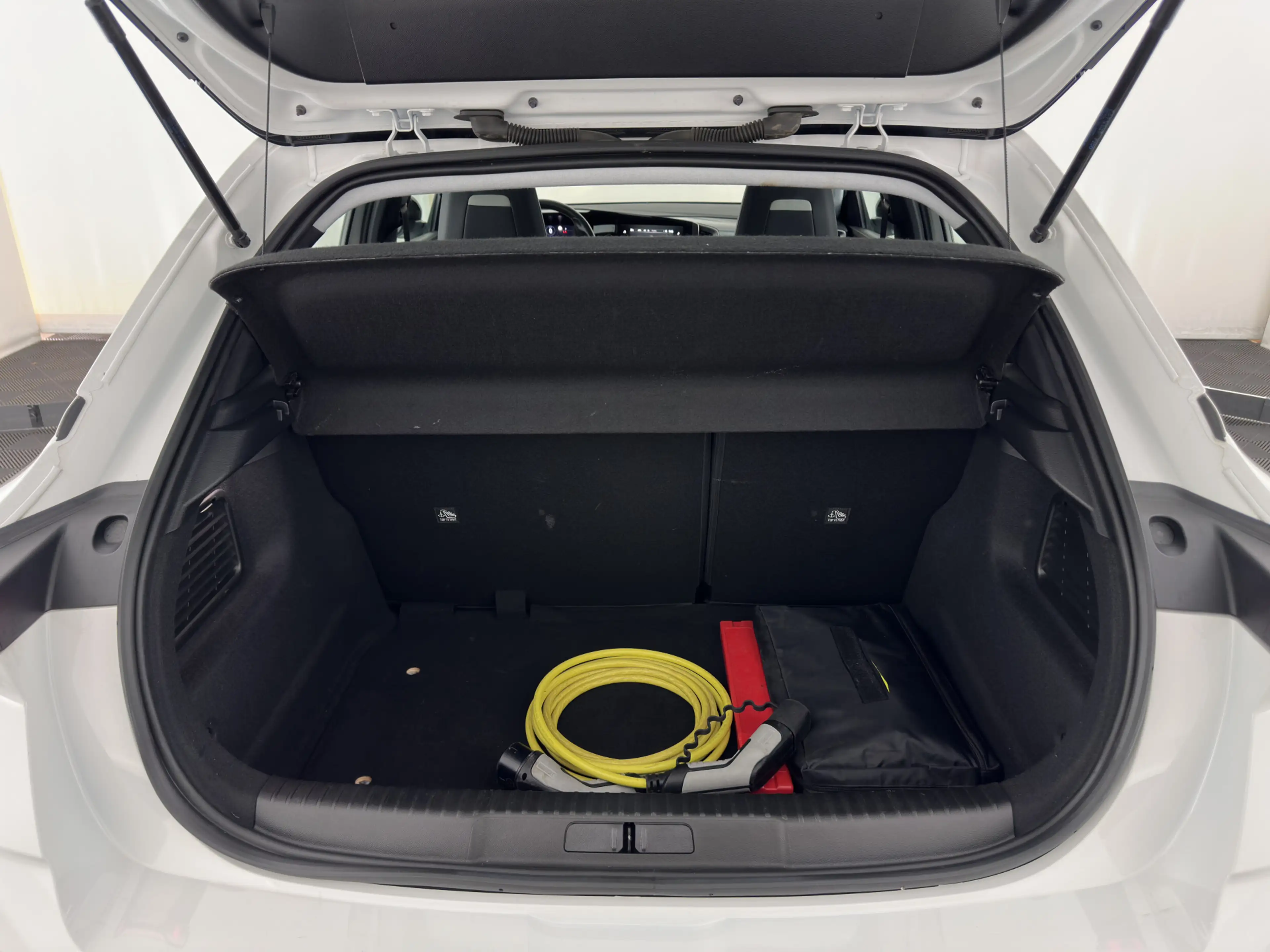 Opel Mokka-E Elegance 50-kWh (3-Fase-11kW) {SoH-99%} Aut. *HEAT — photo 10