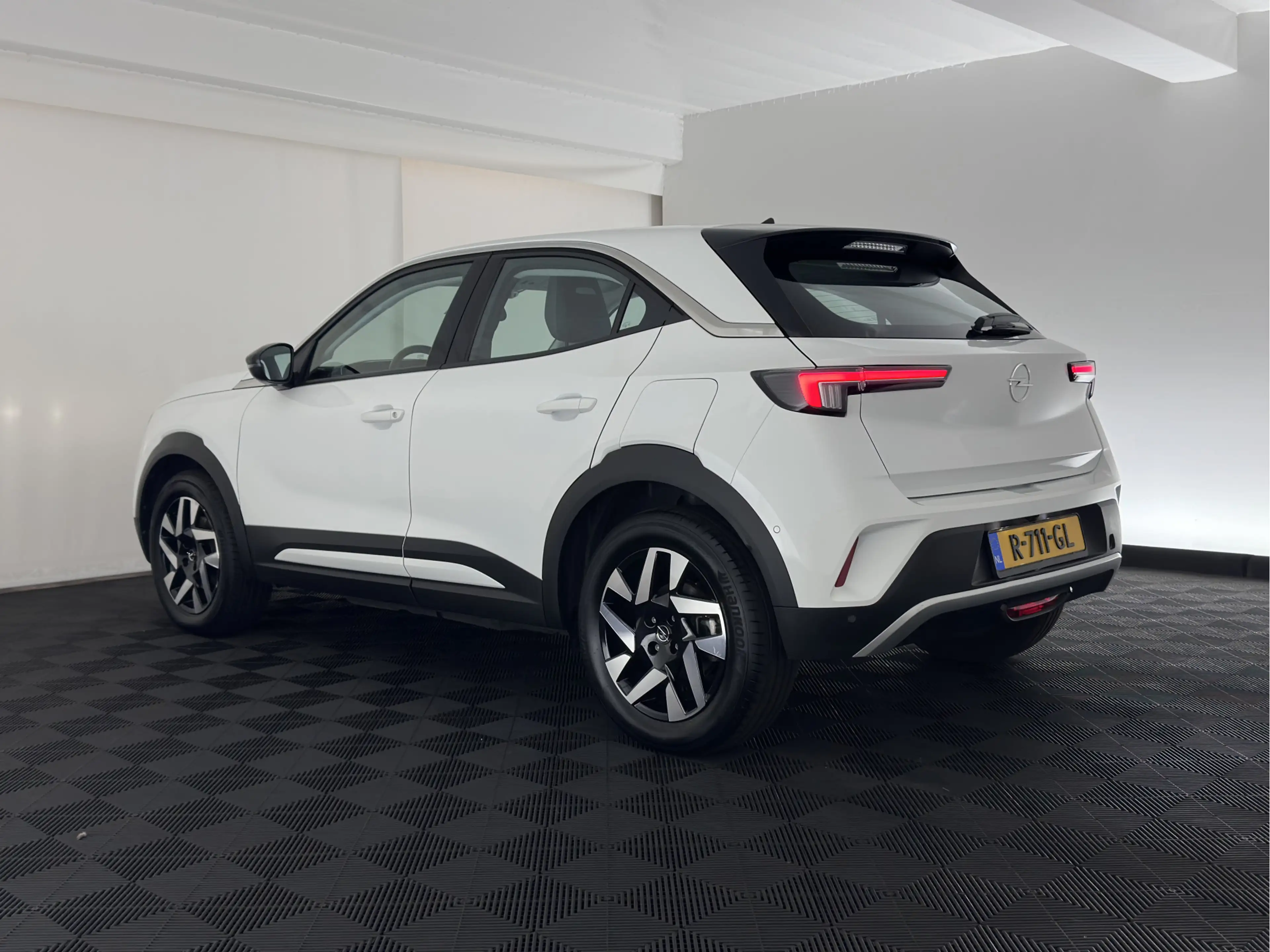 Opel Mokka-E Elegance 50-kWh (3-Fase-11kW) {SoH-99%} Aut. *HEAT — photo 4