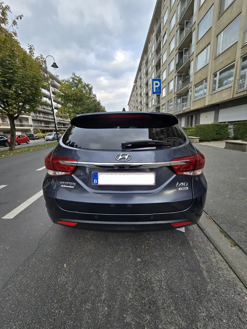 Hyundai i40 SW 1.7 CRDi Executive ISG DCT - 2