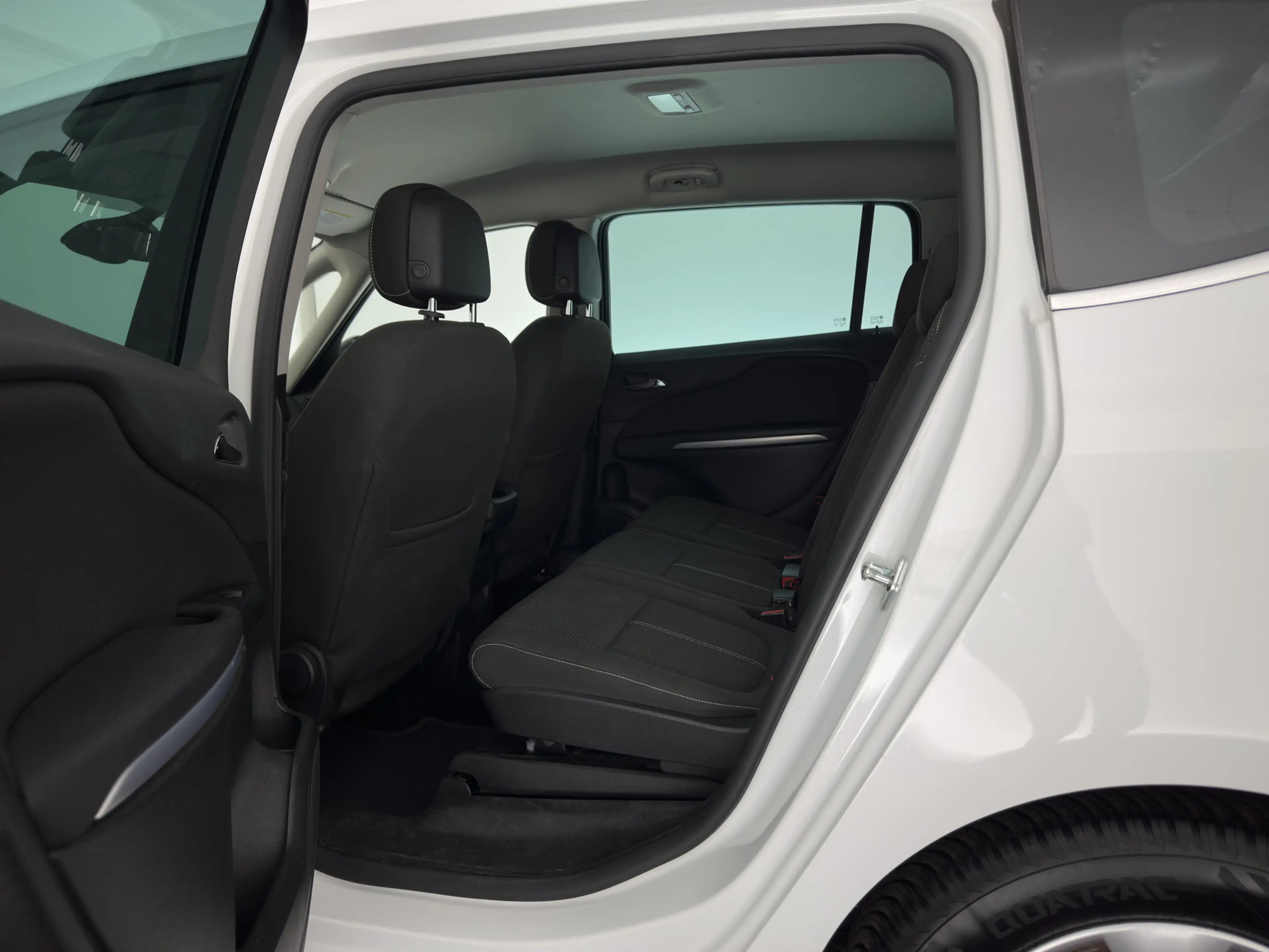 Opel Zafira Tourer 1.6 CDTI Business+ *NAVI-FULLMAP | SPORTSEATS | PR — photo 9