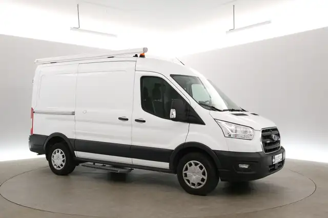 Ford Transit view 6