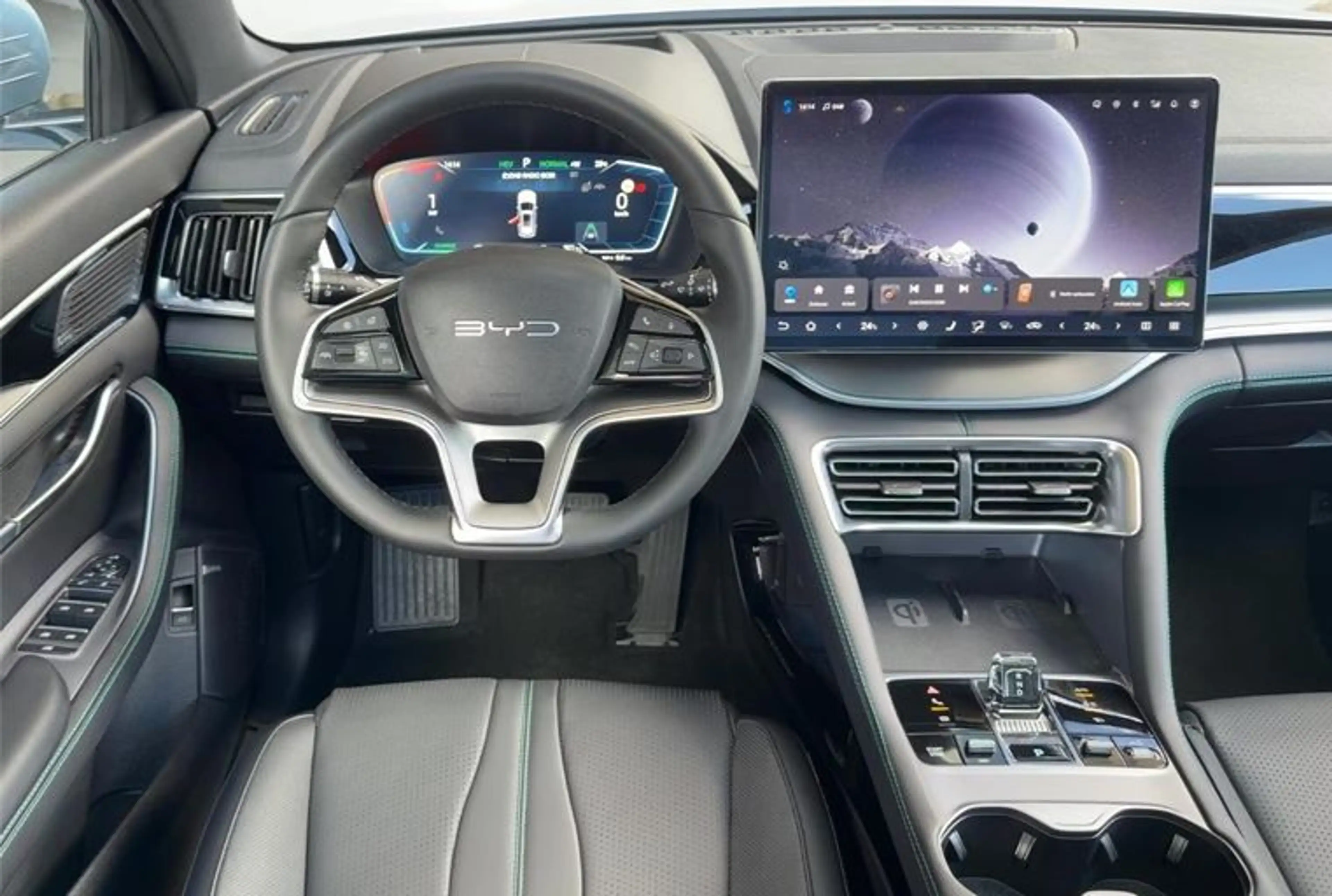 BYD Seal U — photo 15