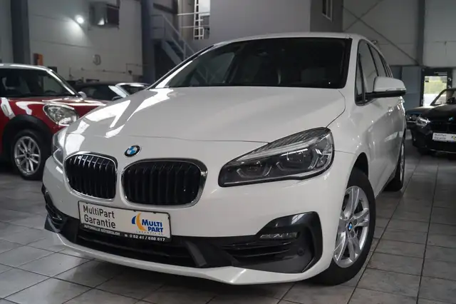 BMW 218 i Gran Tourer Sport Line*T.Leder*AHK*LED*PDC