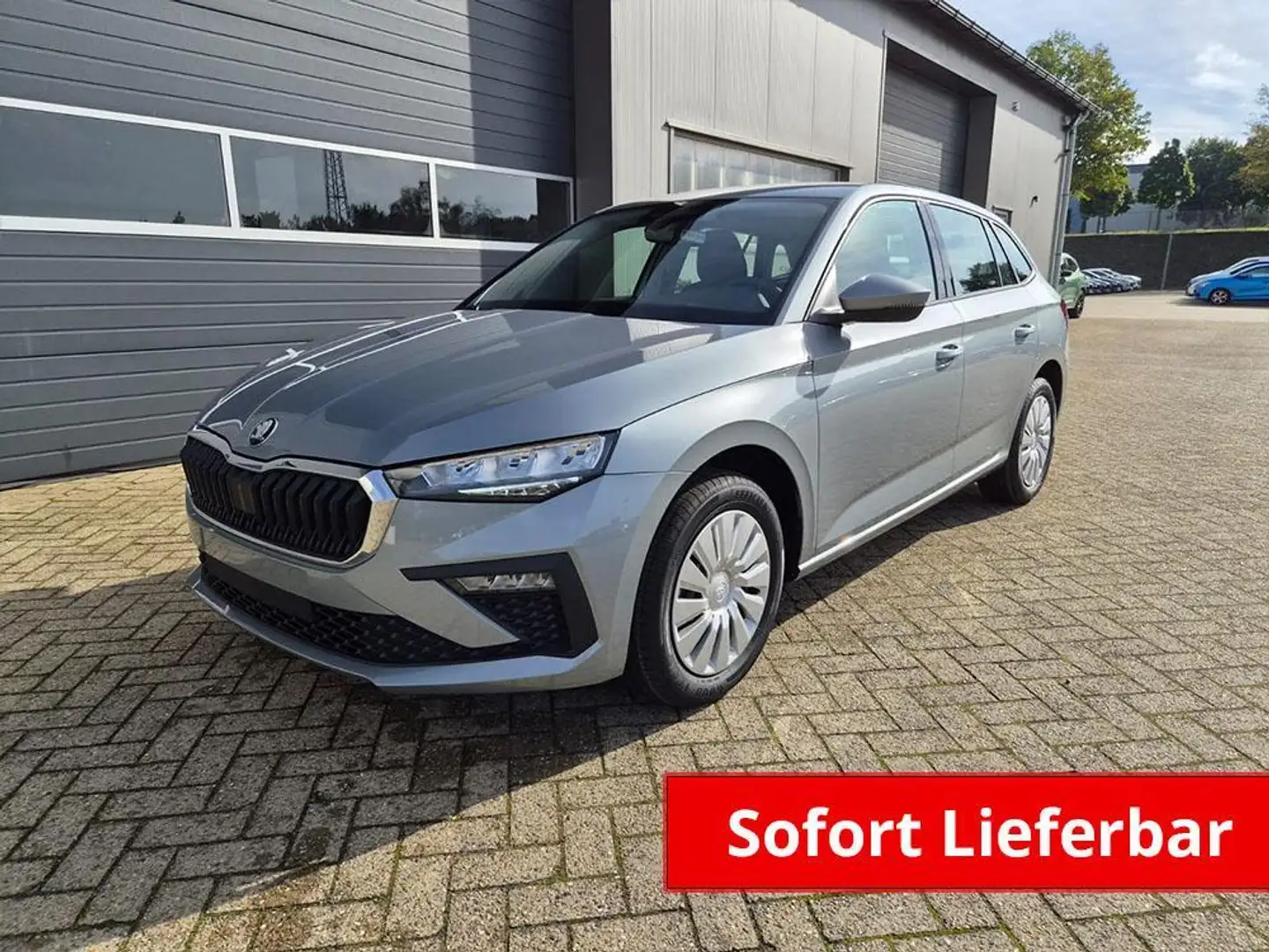 Skoda Scala 1.0 TSI 115PS Selection AHK schwenkb. Klimaauto... Silber - 1