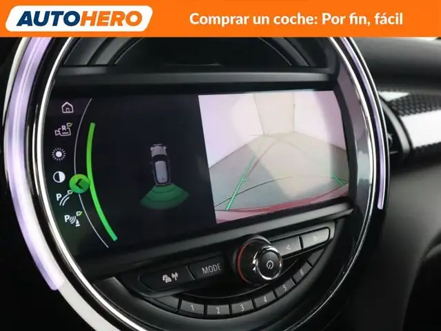 Mini Hatch view 21