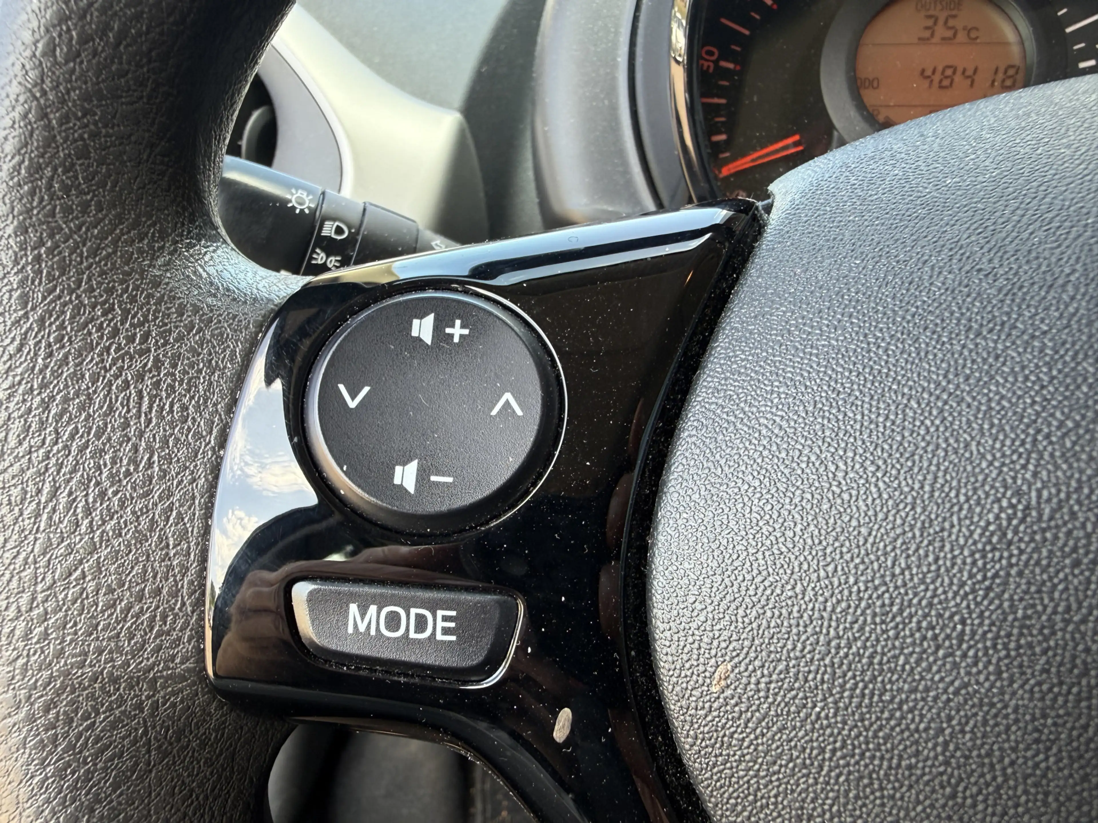 Citroen C1 1.0 e-VTi Feel — photo 13