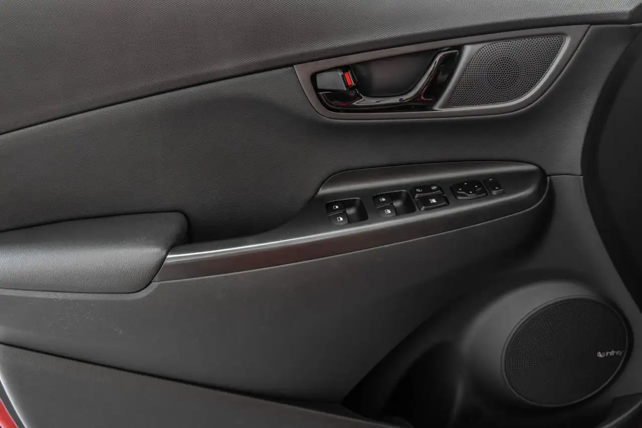 Hyundai KONA photo Hyundai KONA