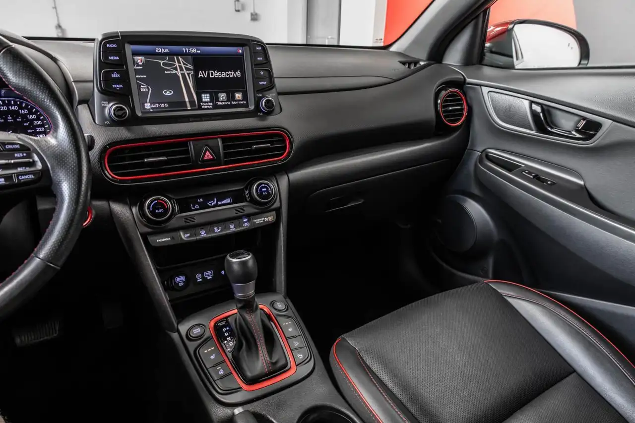 Hyundai KONA photo Hyundai KONA