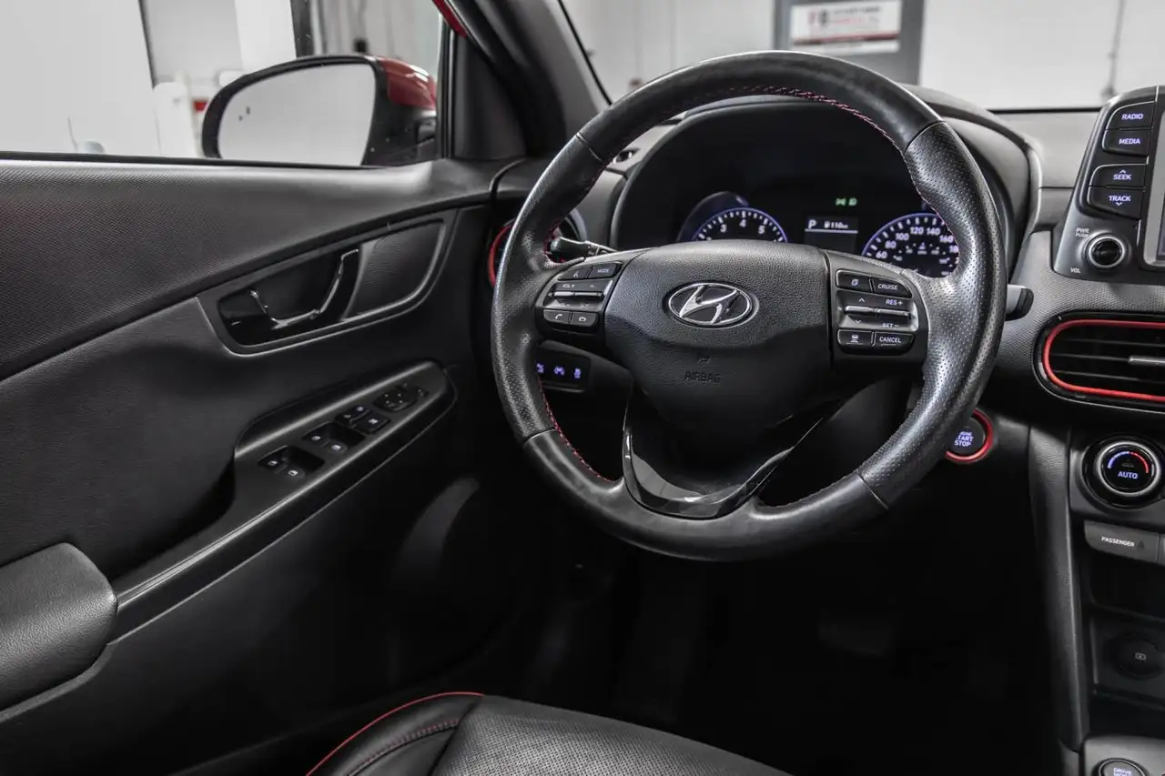 Hyundai KONA photo Hyundai KONA