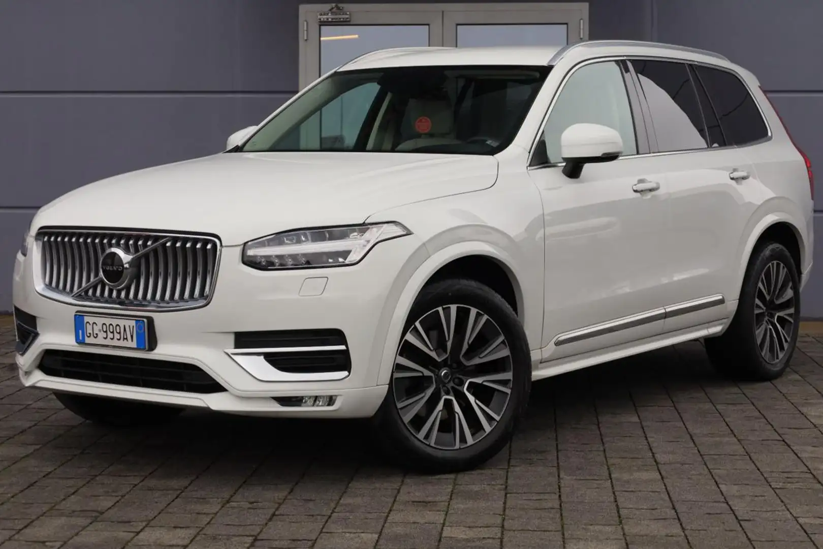Volvo XC90 B5 (d) AWD Geartronic Inscription Bianco - 2