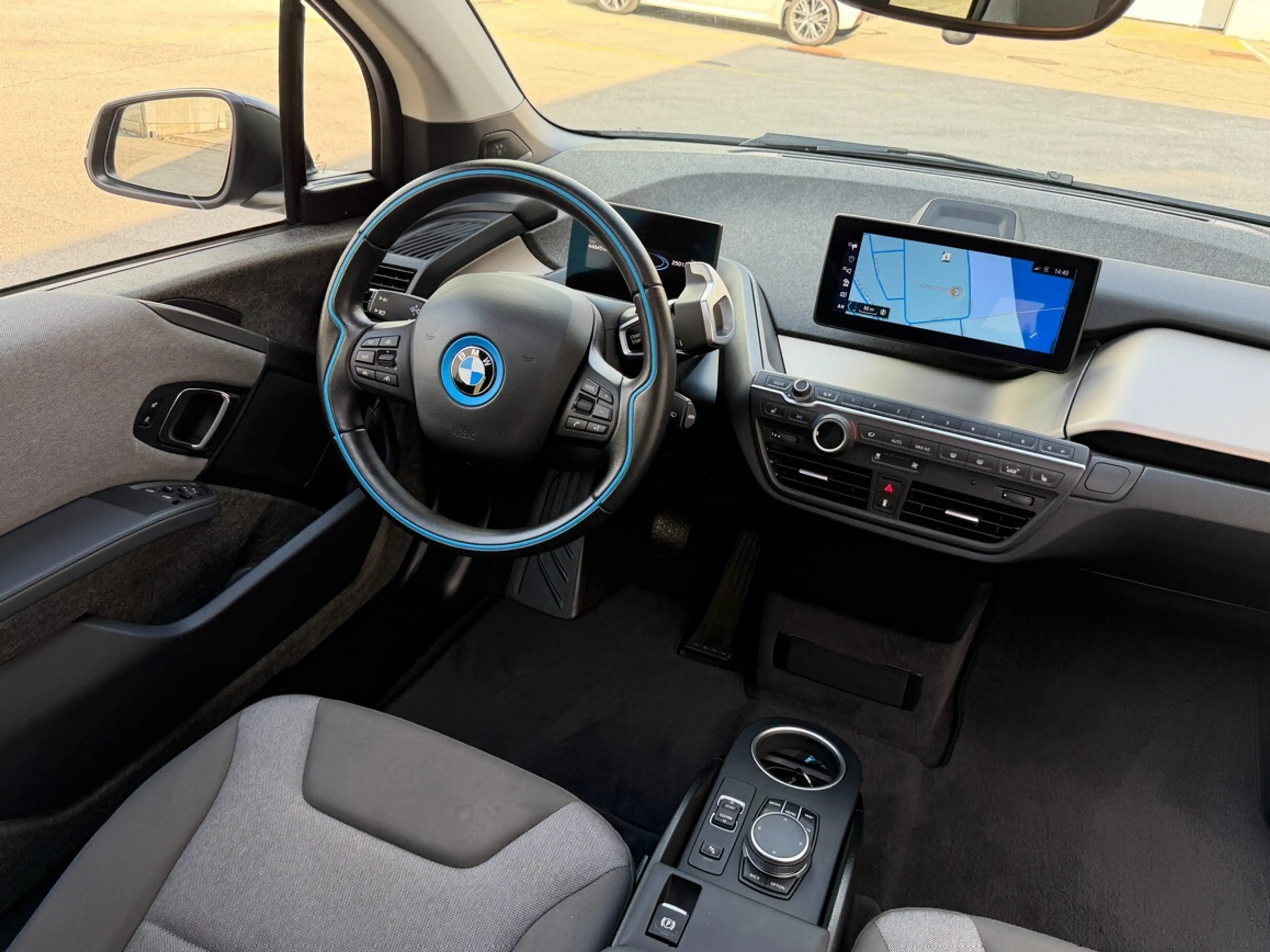 BMW i3 42,4kWh S * Schiebedach * Abstandstempomat * Ha... — photo 6