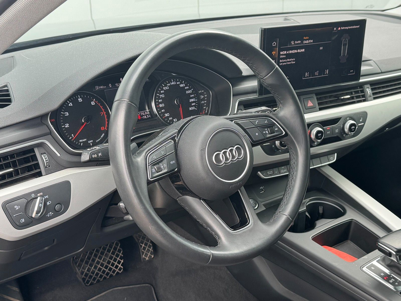 Audi A4 Avant 40 TFSI LED NAVI SZH TEMPOM ALU — photo 2