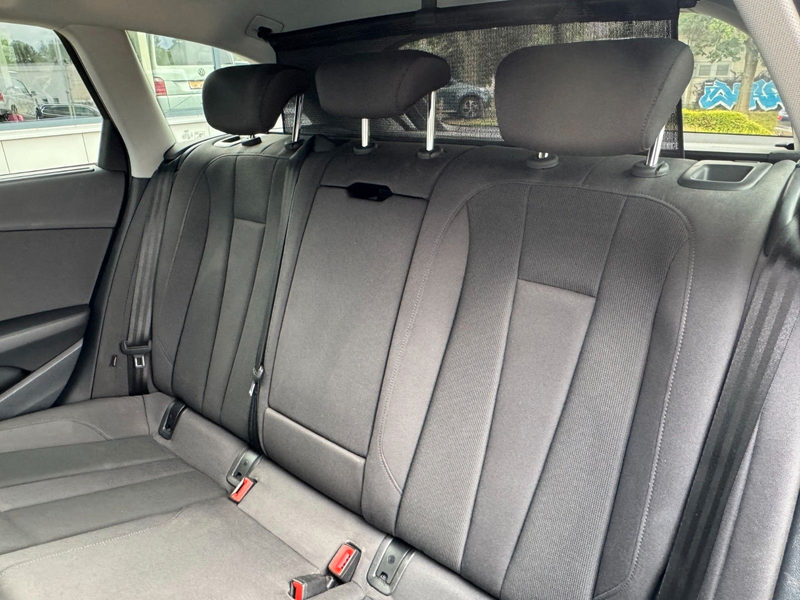 Audi A4 Avant 40 TFSI LED NAVI SZH TEMPOM ALU — photo 9