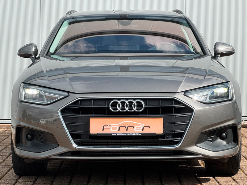 Audi A4 Avant 40 TFSI LED NAVI SZH TEMPOM ALU — photo 12
