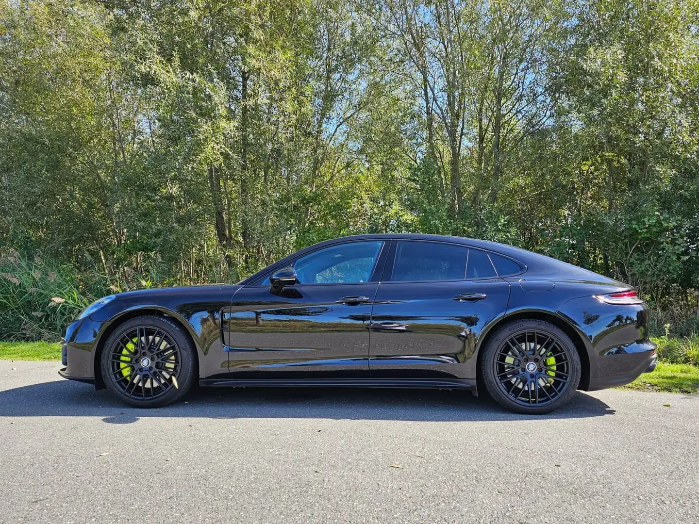 Porsche Panamera 4S e-hybride Noir - 1