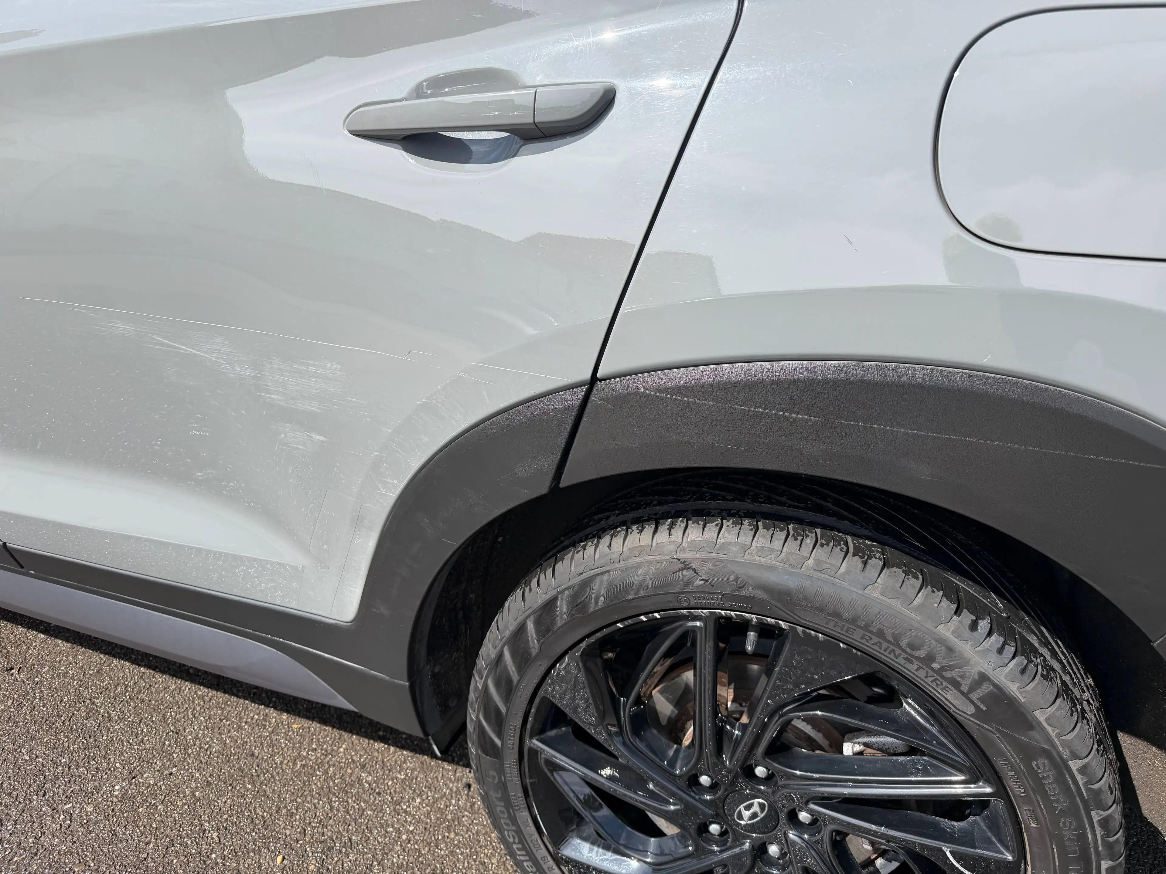 Hyundai TUCSON 1.6 CRDi N-Line+BOITE AUTO+NAVI+CAMERA+JANTES+EU 6D-T — photo 3
