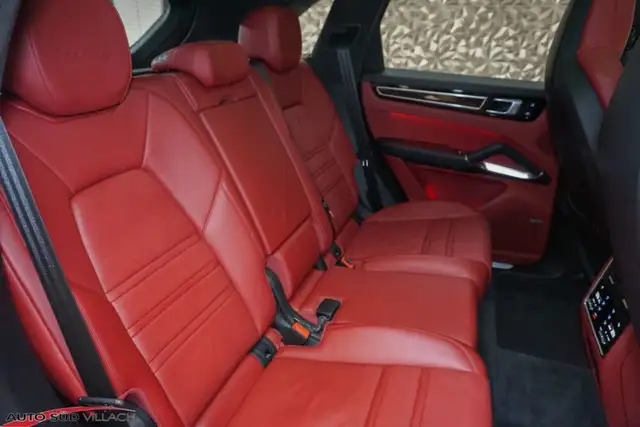 Porsche Cayenne Turbo - A92984 Ansicht 25