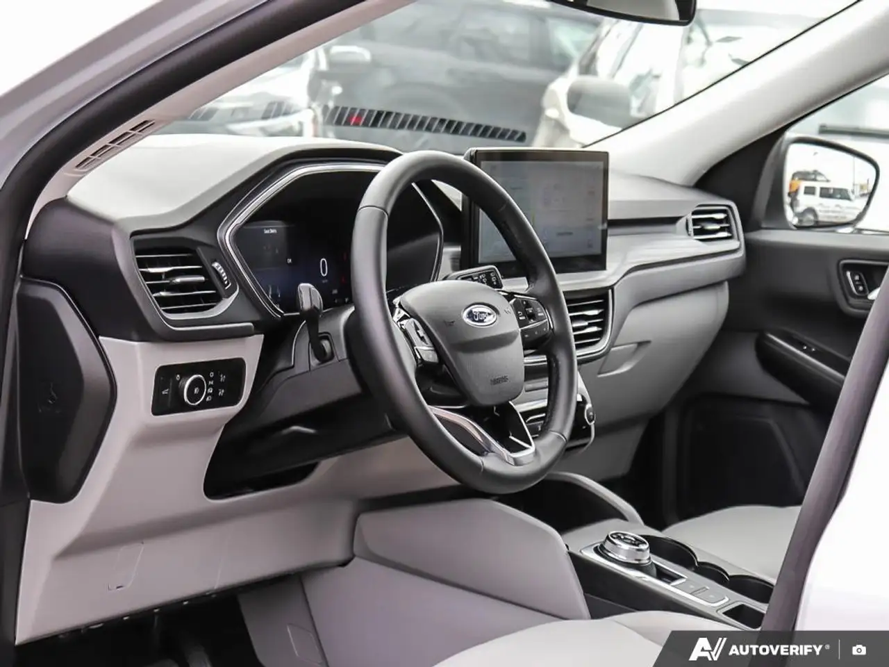 Ford Escape снимка Ford Escape