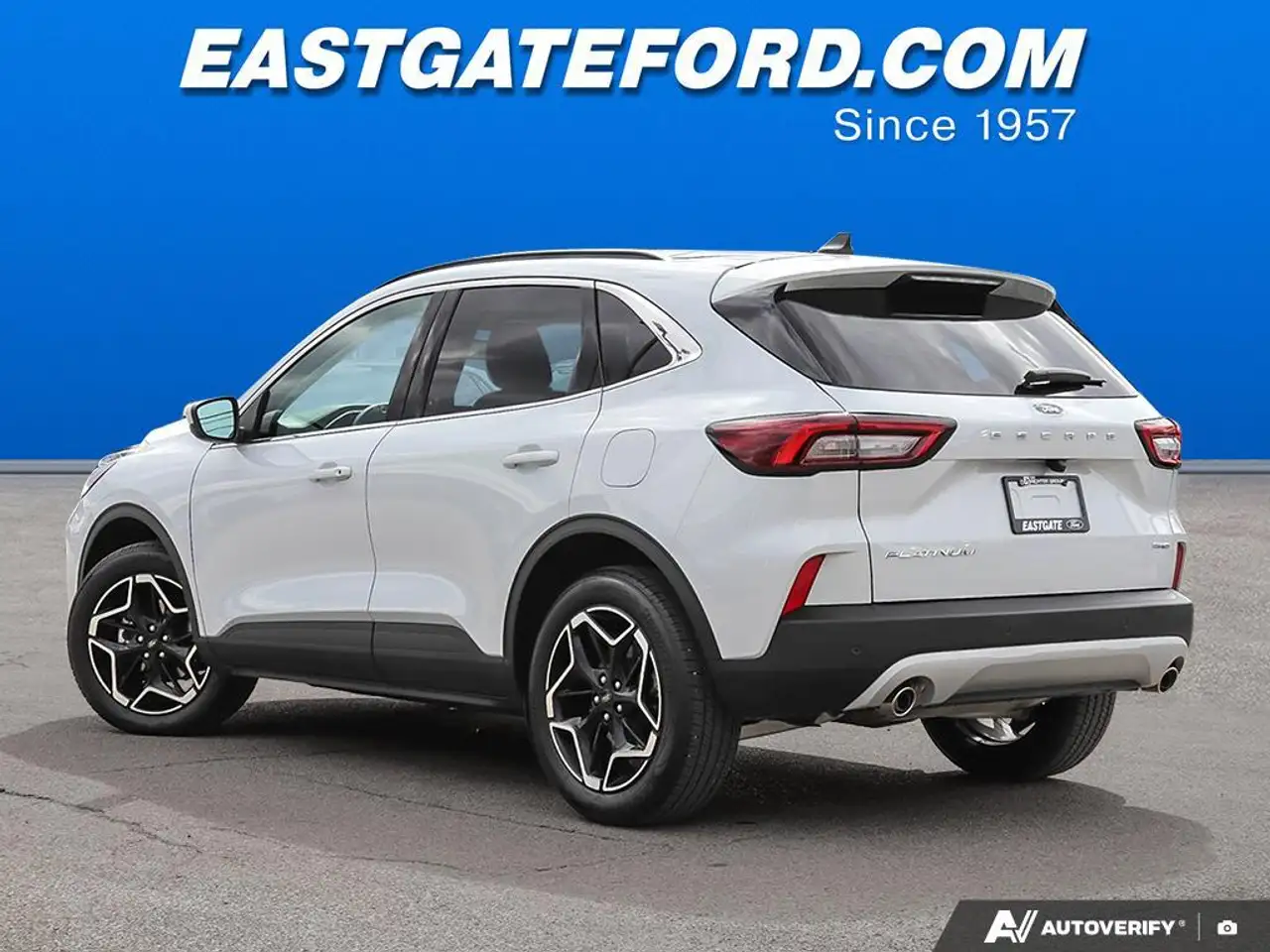 Ford Escape снимка Ford Escape