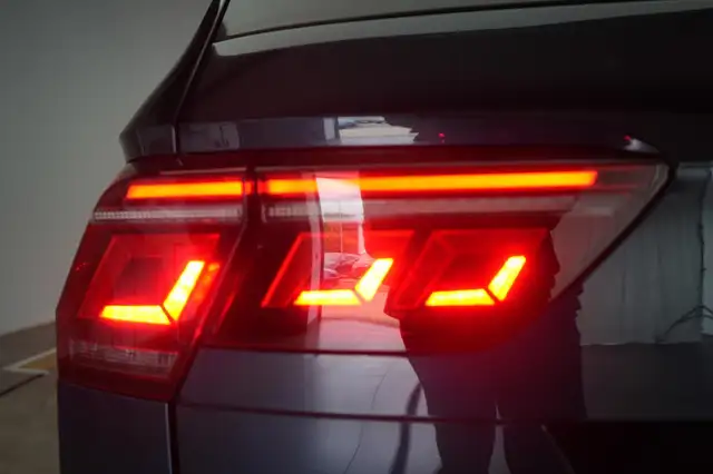 Volkswagen Tiguan view 13