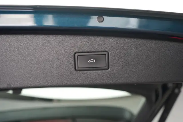 Volkswagen Tiguan view 9