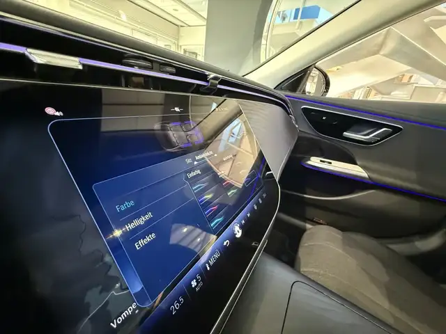 Mercedes-Benz E 220 d Avantgarde Advanced Panoramadach Ansicht 25