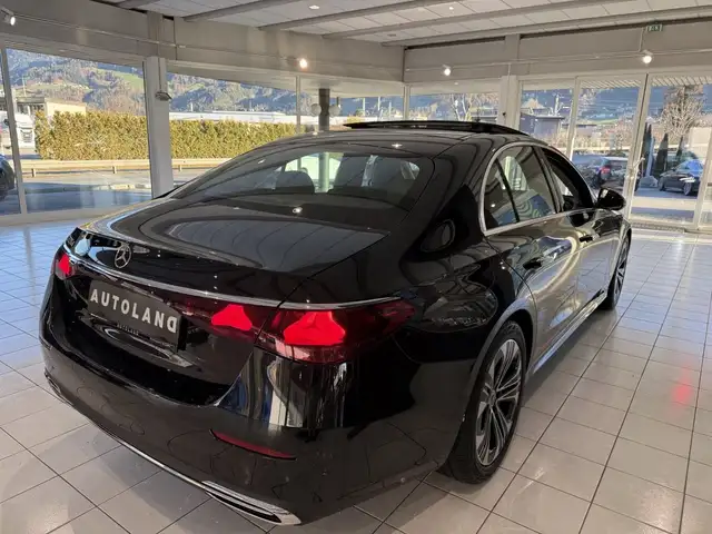 Mercedes-Benz E 220 d Avantgarde Advanced Panoramadach Ansicht 7