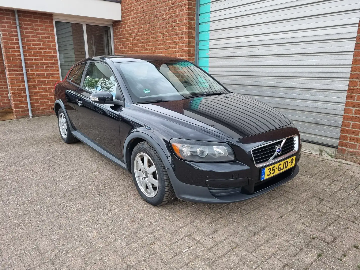 Volvo C30 1.8 Kinetic 3-Drs Bj:2008 NAP! Schwarz - 2
