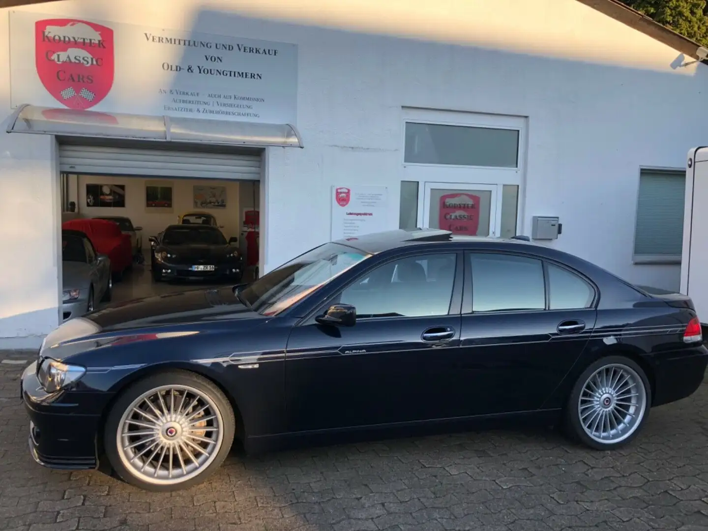 BMW 750 i Facelift Bleu - 2