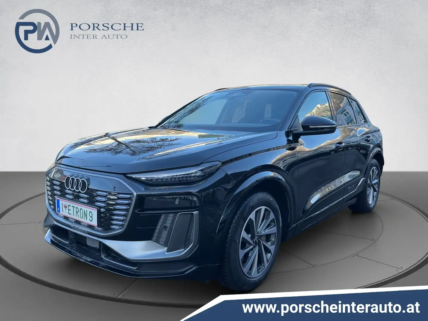 Audi Q6 e-tron e-tron quattro Schwarz - 1