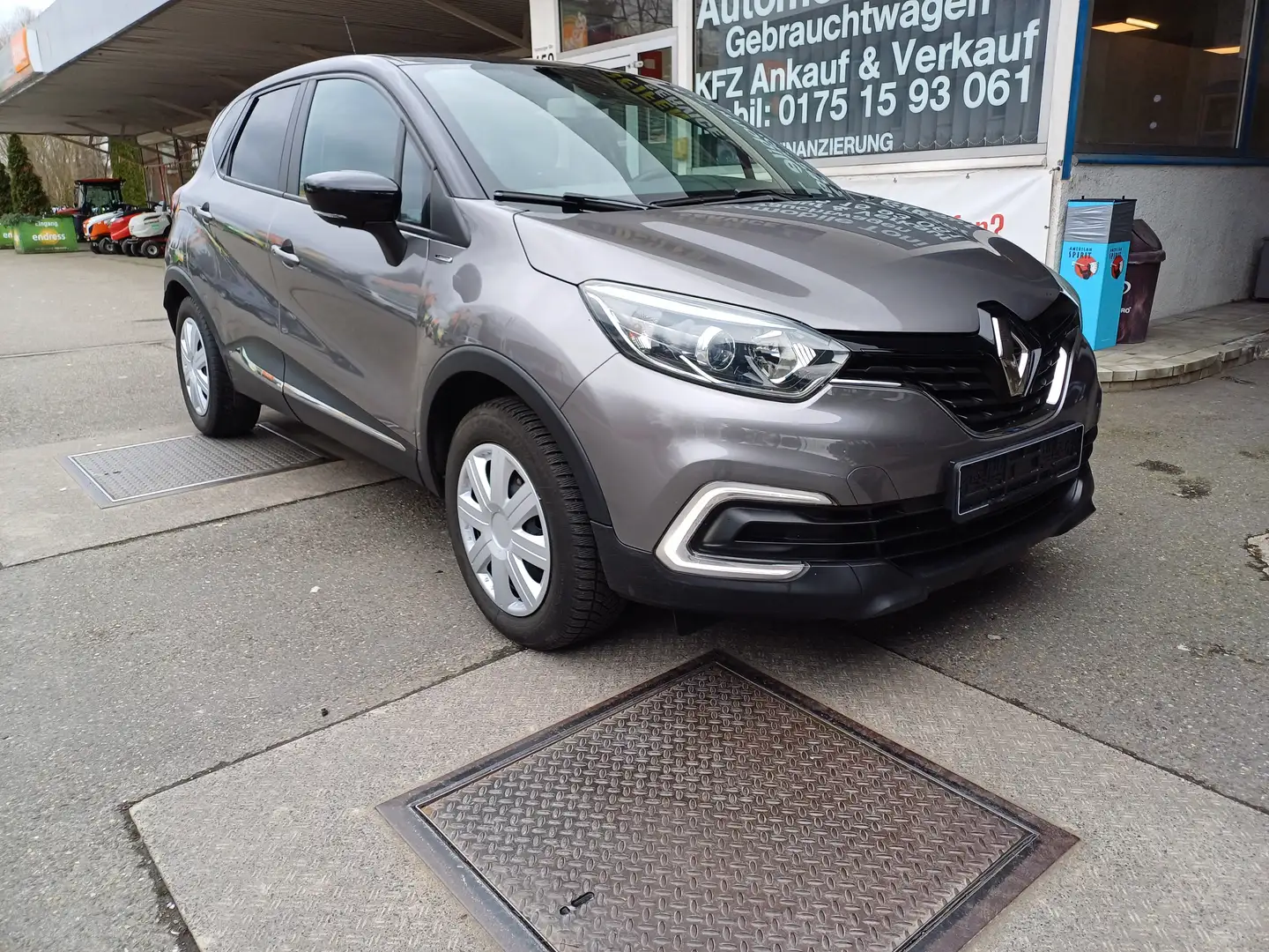 Renault Captur Limited - 1