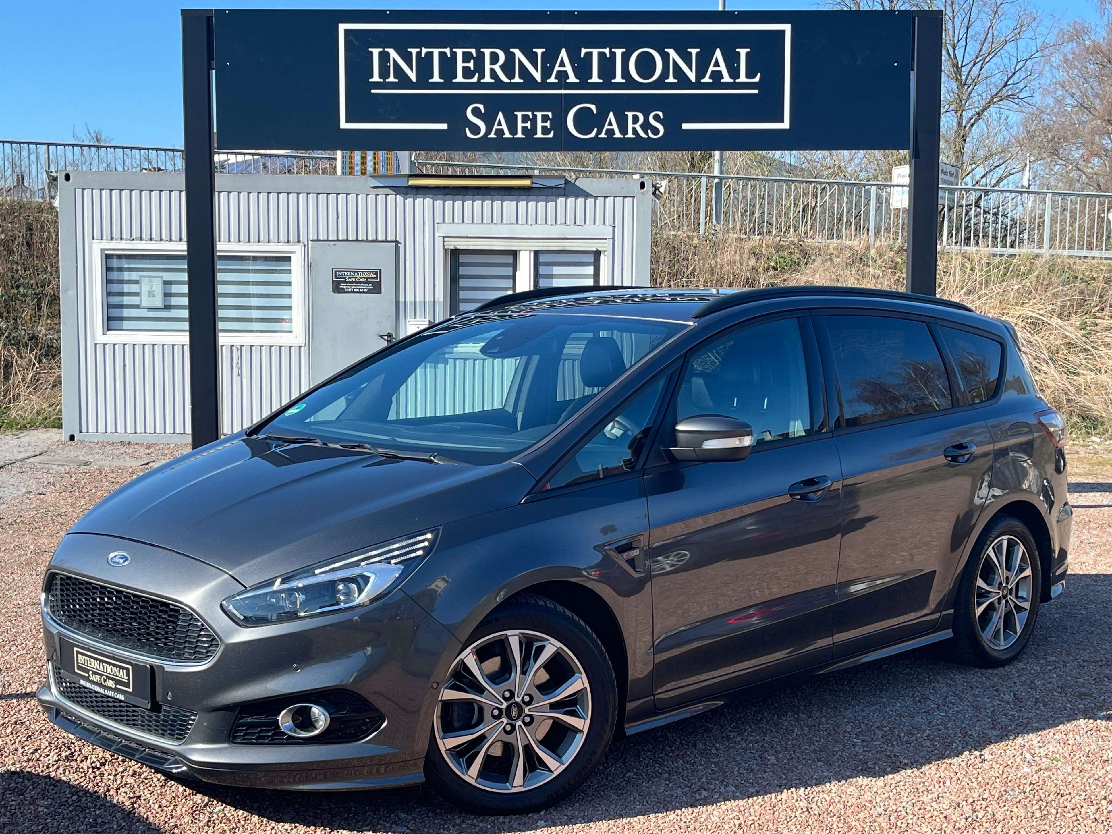 Second hand Ford S-Max 2.0 ST-Line