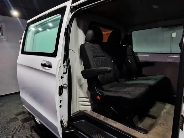 Mercedes-Benz Vito view 10