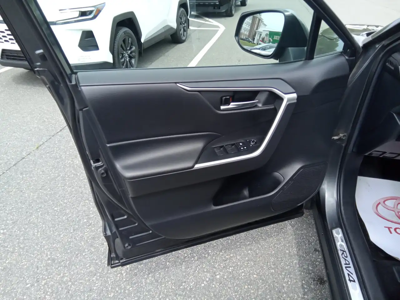 Toyota RAV 4 photo Toyota RAV 4